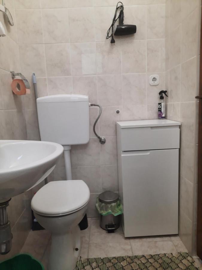 Apartmani Ana-Lora Лопар Екстериор снимка